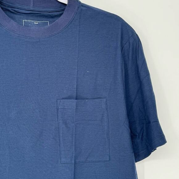 Lahgo Navy Blue Short Sleeve Crewneck Pocket T-Shirt NWT Size Small - Picture 2 of 7